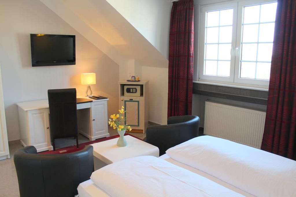 Hotel Heidelberger Hof ดุสเซลดอร์ฟ ภายนอก รูปภาพ