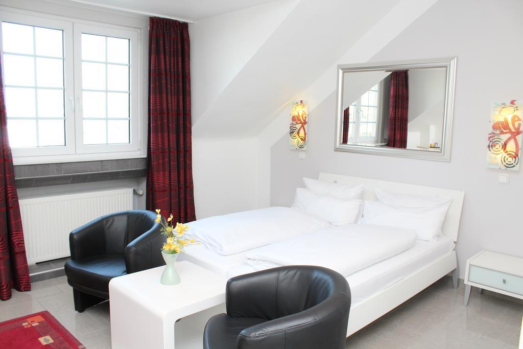 Hotel Heidelberger Hof ดุสเซลดอร์ฟ ภายนอก รูปภาพ